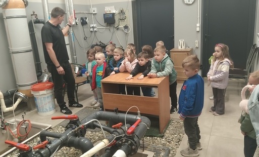 Zdjęcie do Kim będę, gdy dorosnę? &ndash; zajęcia projektowe z doradztwa zawodowego w przedszkolu.